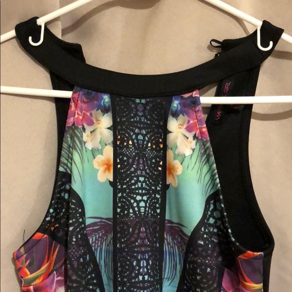 Patterned Bodycon Dress - Picture 2 of 4